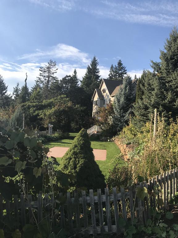 Husum Highlands Bed And Breakfast Exterior photo
