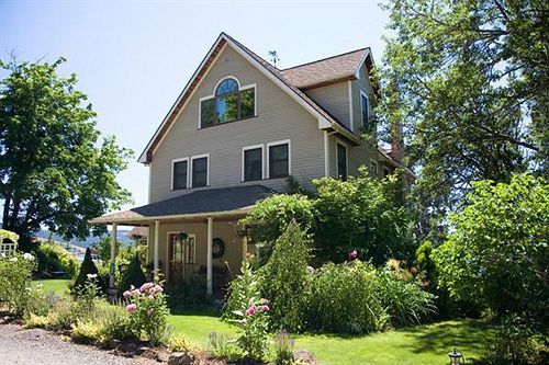 Husum Highlands Bed And Breakfast Exterior photo